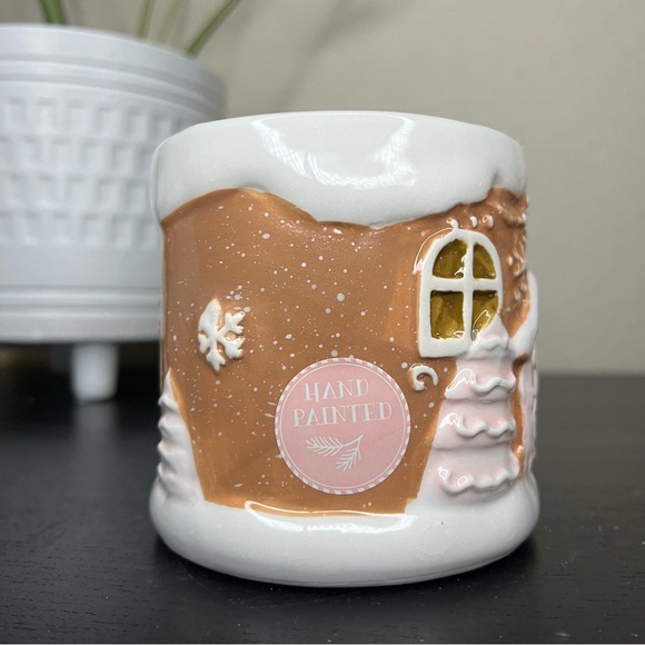 NEW Peppermint & Pine Gingerbread House Mug - Picture 2 of 5